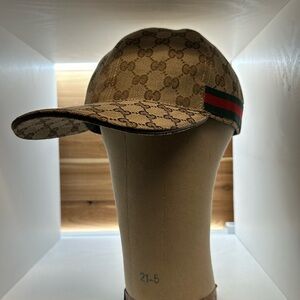 Gucci baseball cap